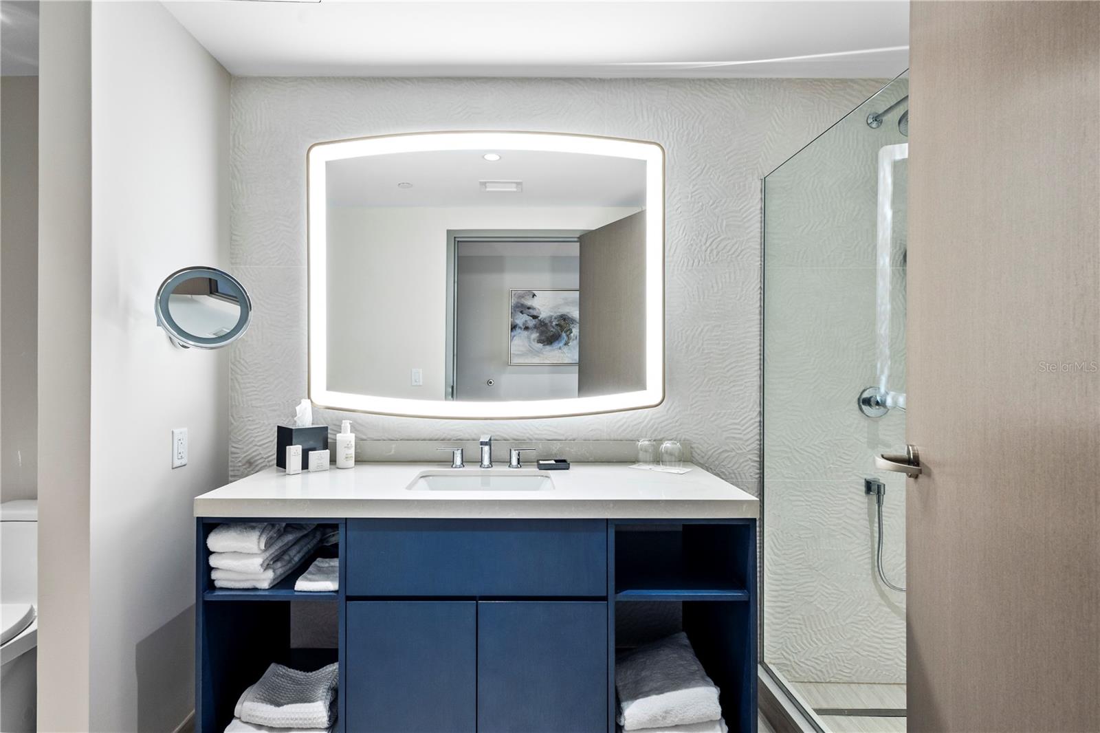 ENCHANTMENT CLEARWATER BEACH HOTEL CONDO - Residential