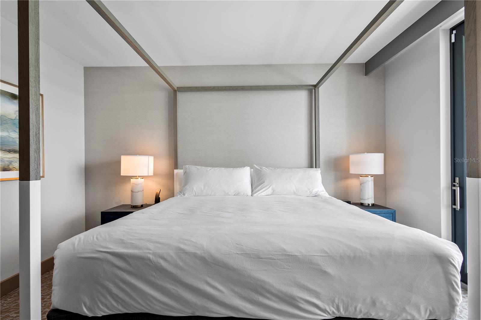 ENCHANTMENT CLEARWATER BEACH HOTEL CONDO - Residential