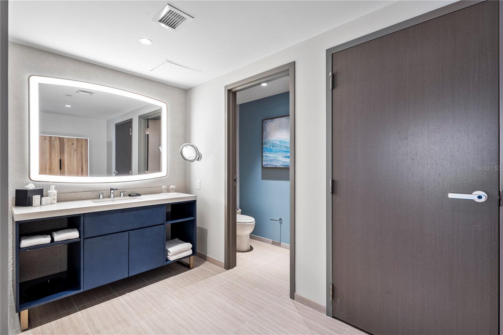 ENCHANTMENT CLEARWATER BEACH HOTEL CONDO - Residential
