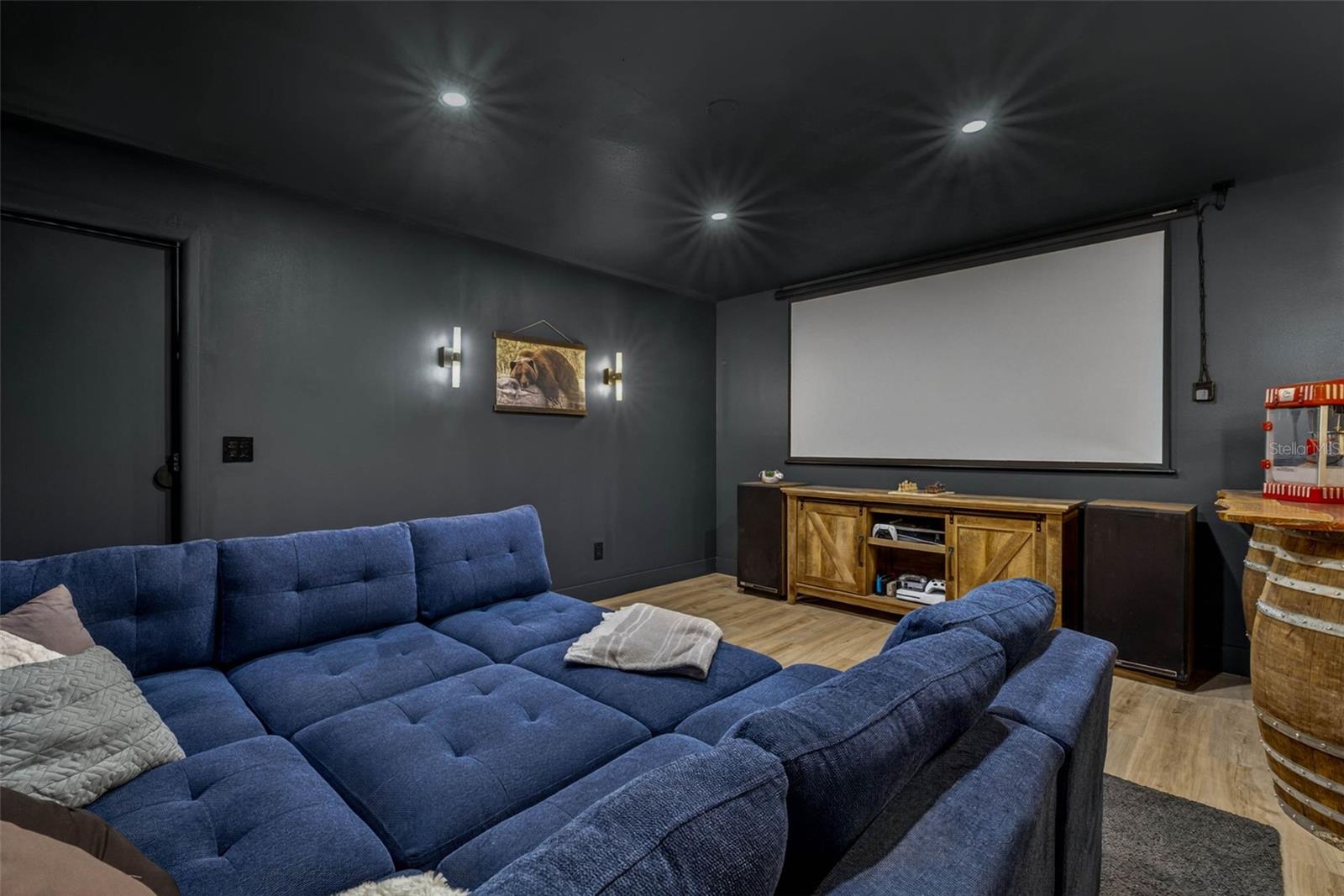FRANCES ARBOR VILLAS - Residential