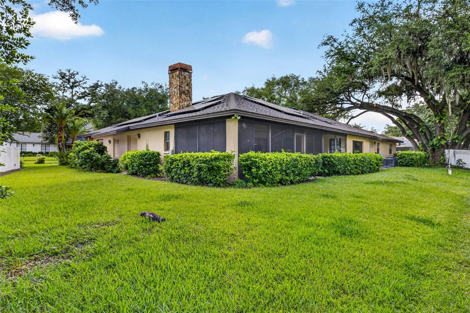 FRANCES ARBOR VILLAS - Residential