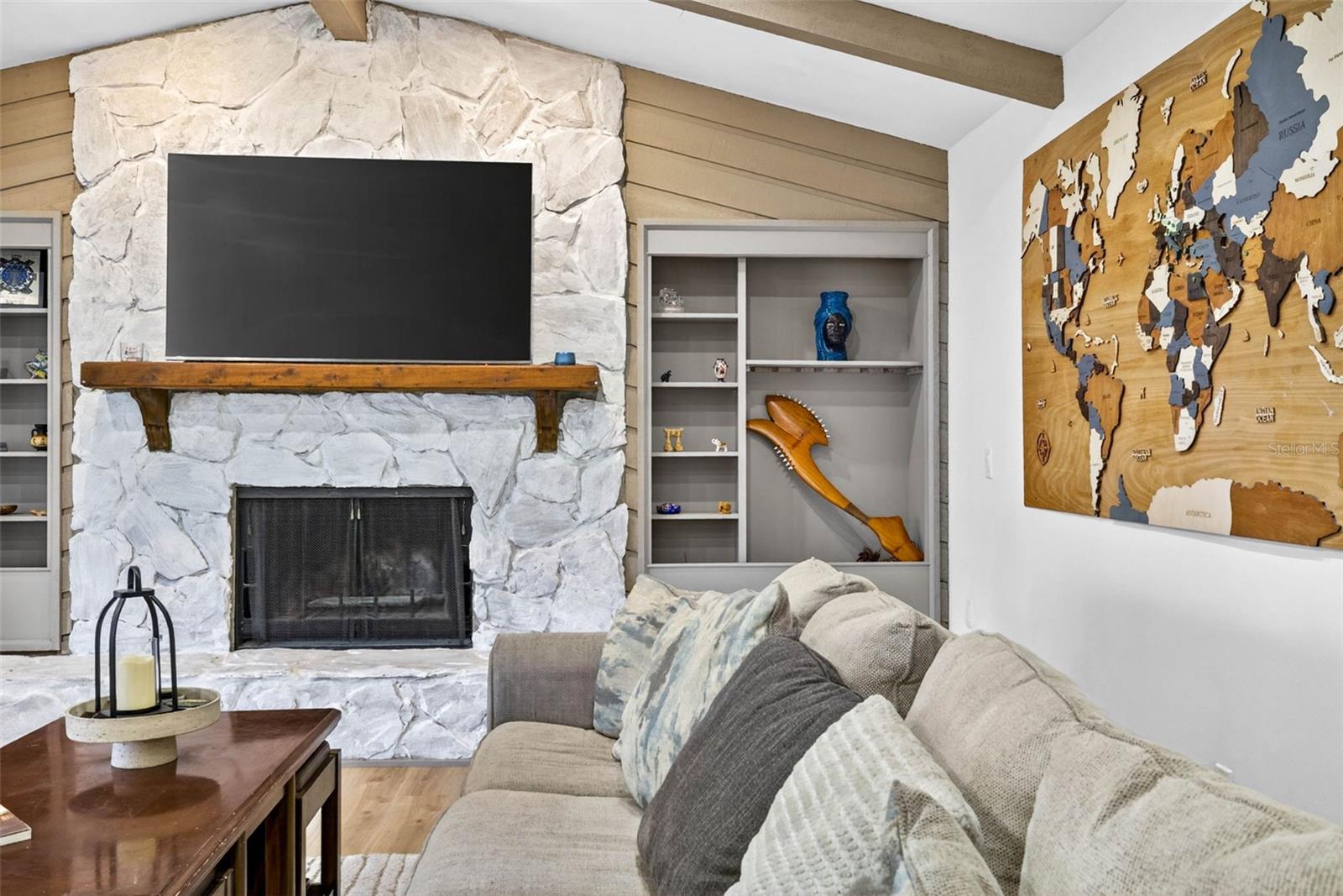 FRANCES ARBOR VILLAS - Residential