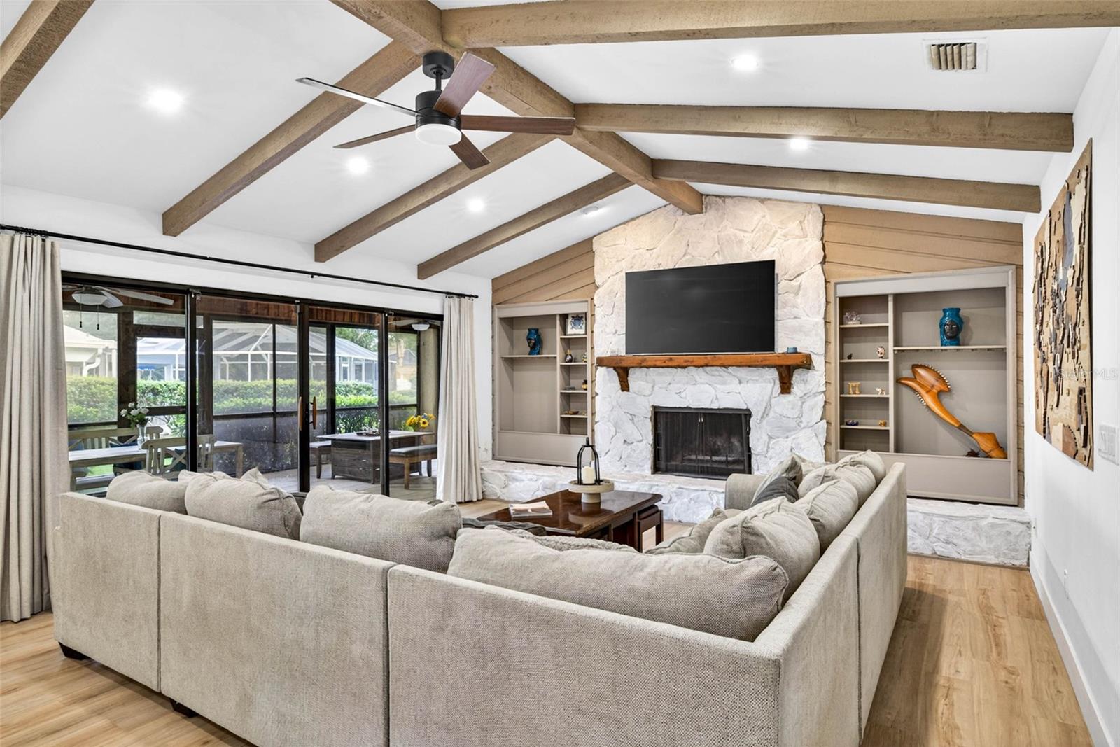 FRANCES ARBOR VILLAS - Residential