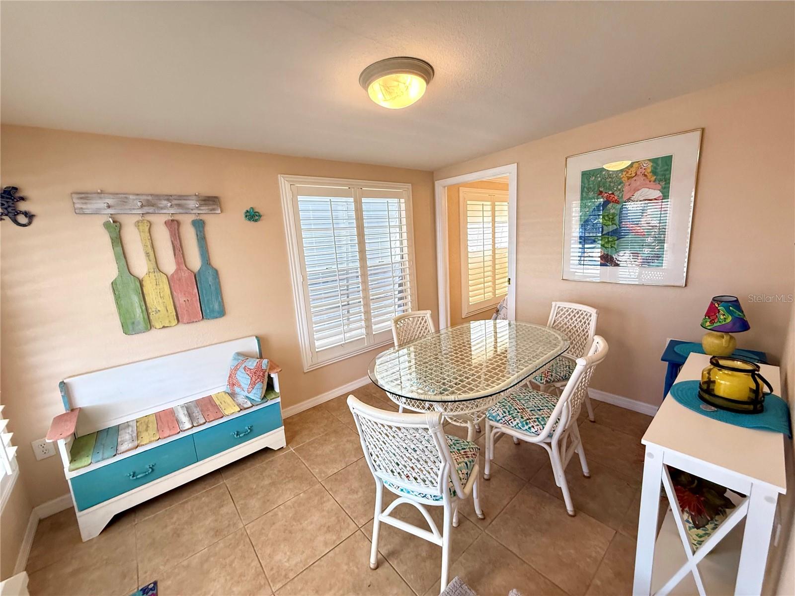 HOLIDAY TRAVEL PARK ENGLEWOOD - Residential