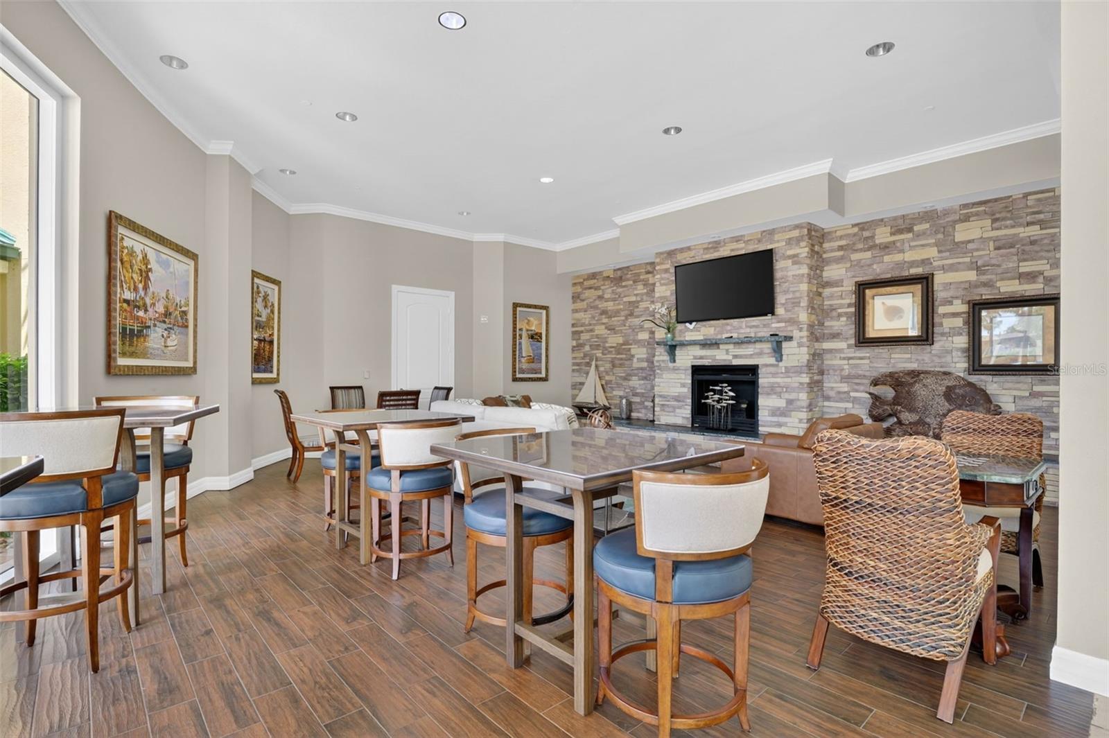 NORTH STAR YACHT CLUB - Residential