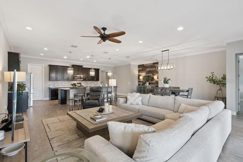 HIGHLANDS/SUMMERLAKE GRVS PH 2 - Residential