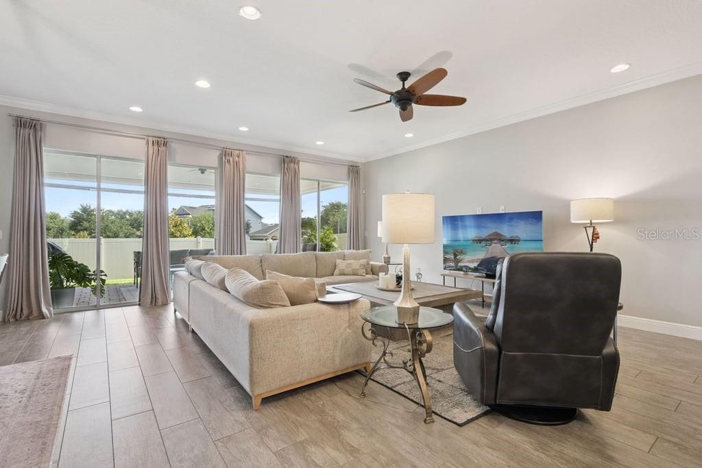 HIGHLANDS/SUMMERLAKE GRVS PH 2 - Residential
