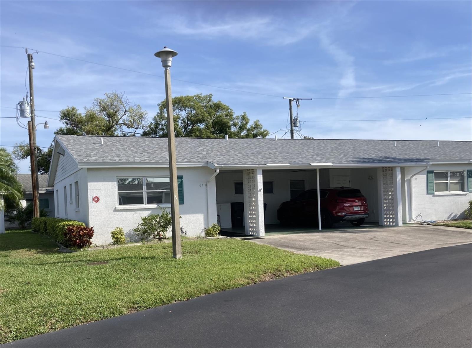 PARKWAY VILLAS - Residential
