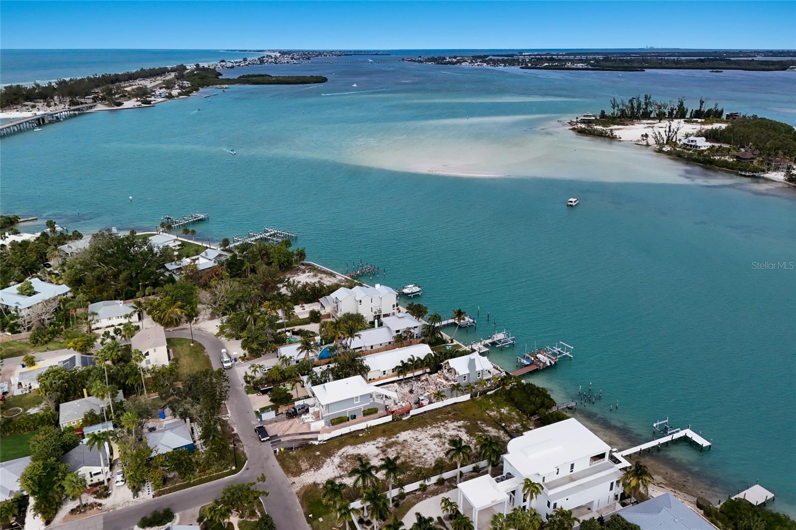 LONGBEACH ON LONGBOAT KEY - Residential