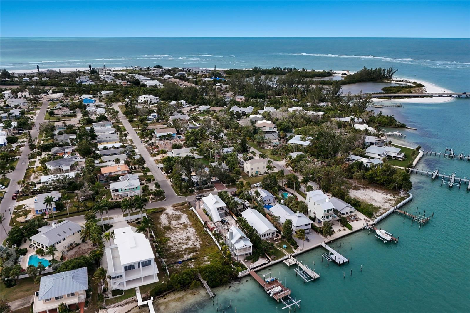 LONGBEACH ON LONGBOAT KEY - Residential