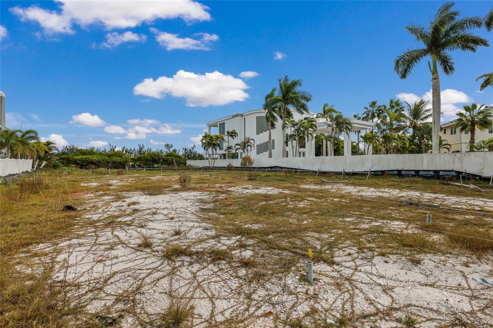 LONGBEACH ON LONGBOAT KEY - Residential