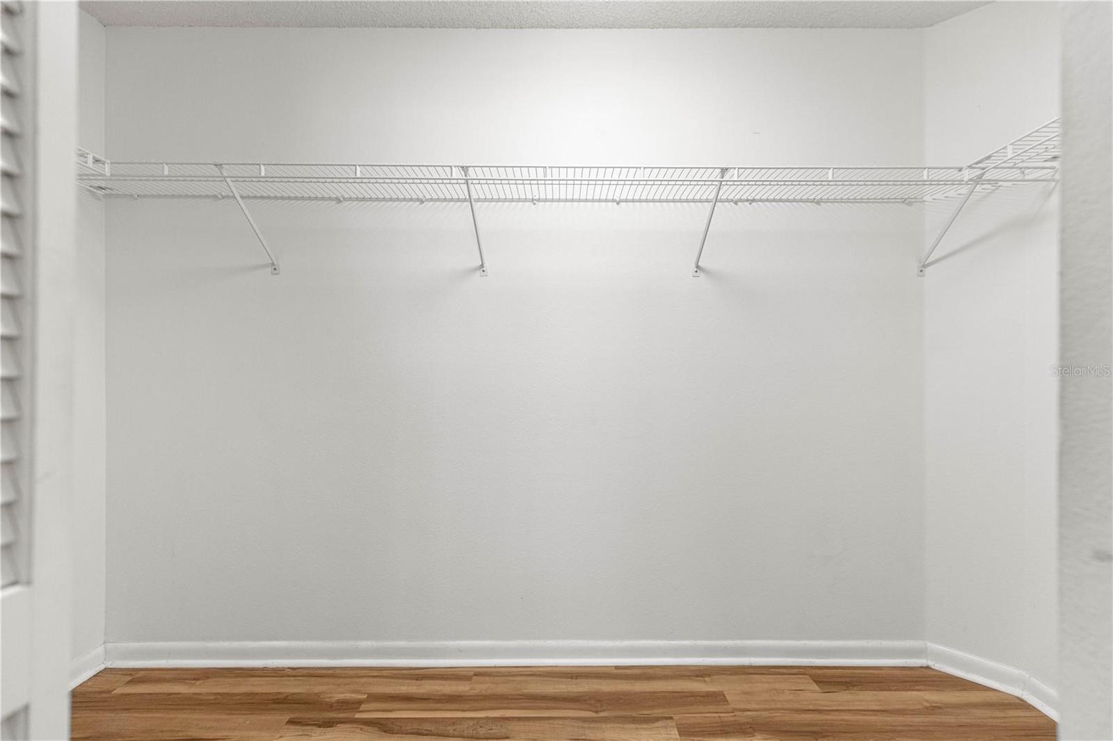 ON TOP/WORLD PH 01A SEC 05 - Residential Lease