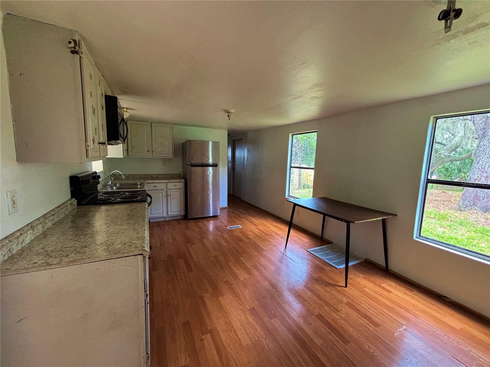 HALFMOON MINI-FARMS - Residential