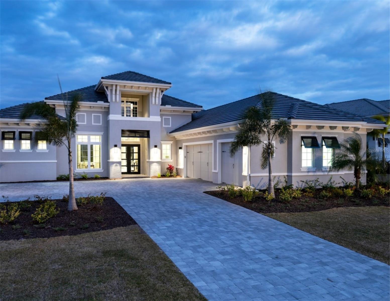 THE LAKE CLUB - Residential