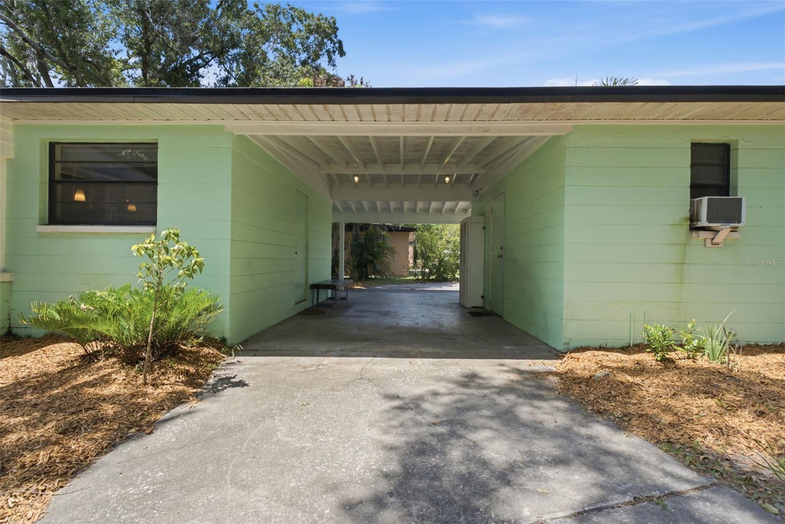 TEMPLE TERRACE RIVERSIDE SUBDI - Residential