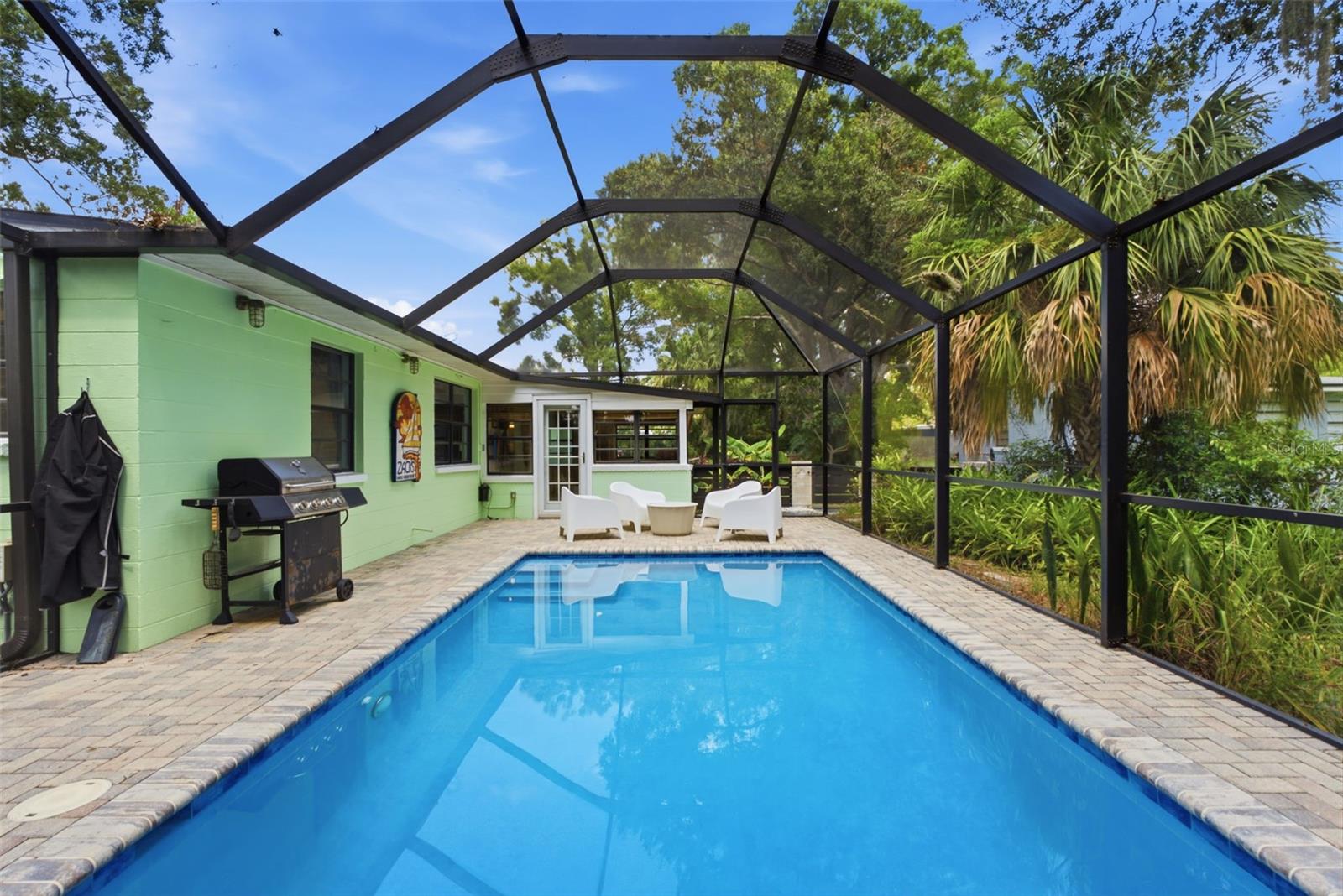 TEMPLE TERRACE RIVERSIDE SUBDI - Residential