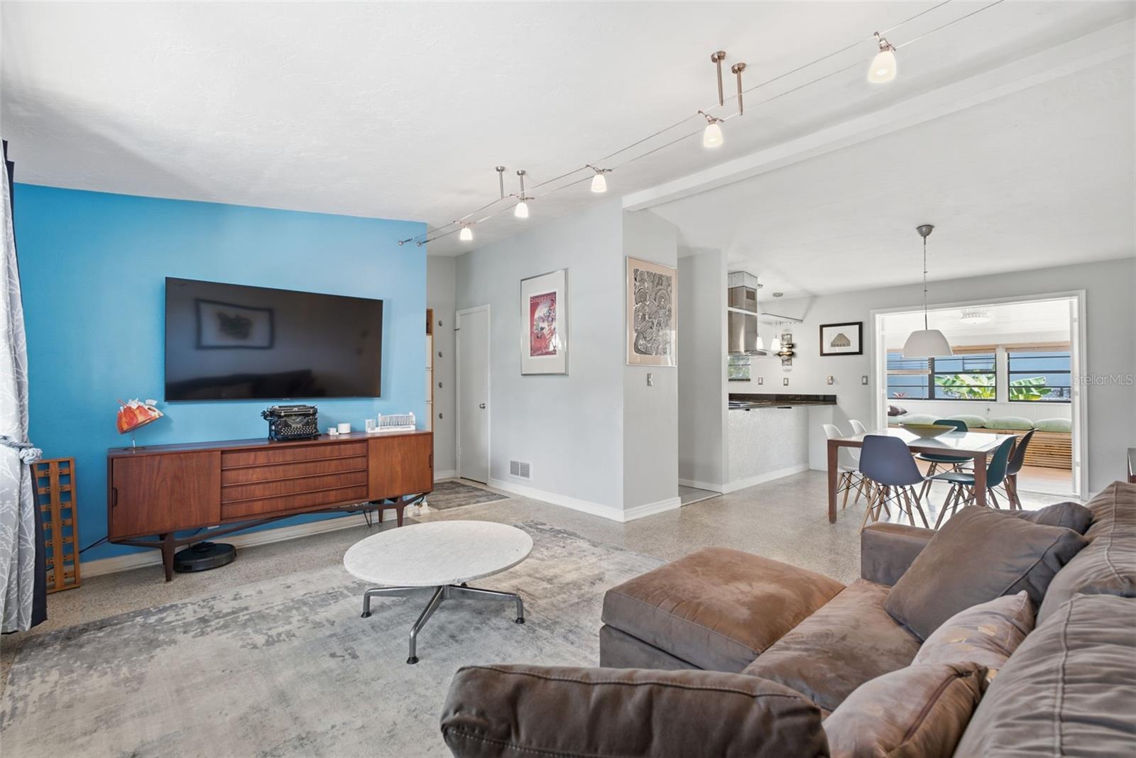 TEMPLE TERRACE RIVERSIDE SUBDI - Residential
