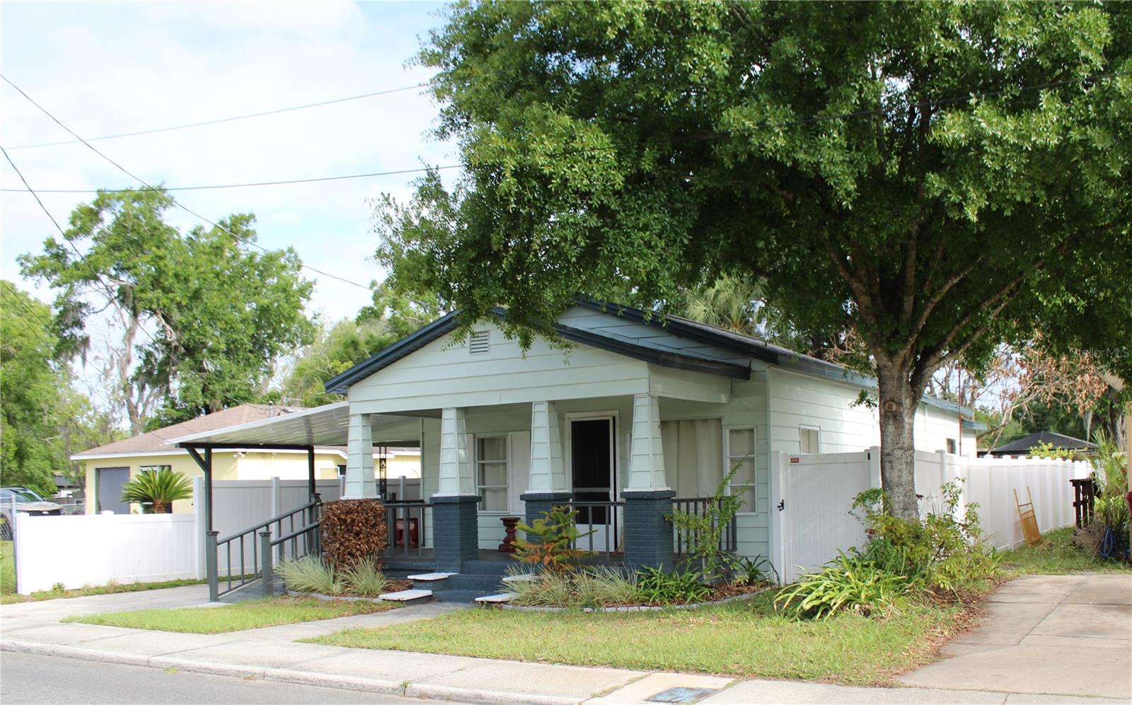 Welcome to your 3 bedroom, 2 "stunningly updated" full bathroom" home with NO HOA and easy access to dining, shopping, and major roadways. Samuel W Cooper Park, a fantastic park just steps away from this home and downtown Plant City is under 1/2 mile away.  Inside, you’ll love the open floor plan with living and dining room combo that flows into the open kitchen space.  Two modern and contemporary bathrooms add to the lure of this home.  Outside, you’ll find a very large fully fenced in private backyard retreat with plenty of space for entertaining. Perfect for first-time homebuyers, the home offers a solid foundation with plenty of potential to personalize and make your own.  One bedroom currently opens up directly to the back yard for convenience and/or can be used as an additional room for entertaining/home office/etc.  This home has so much to offer! Schedule your private showing today!