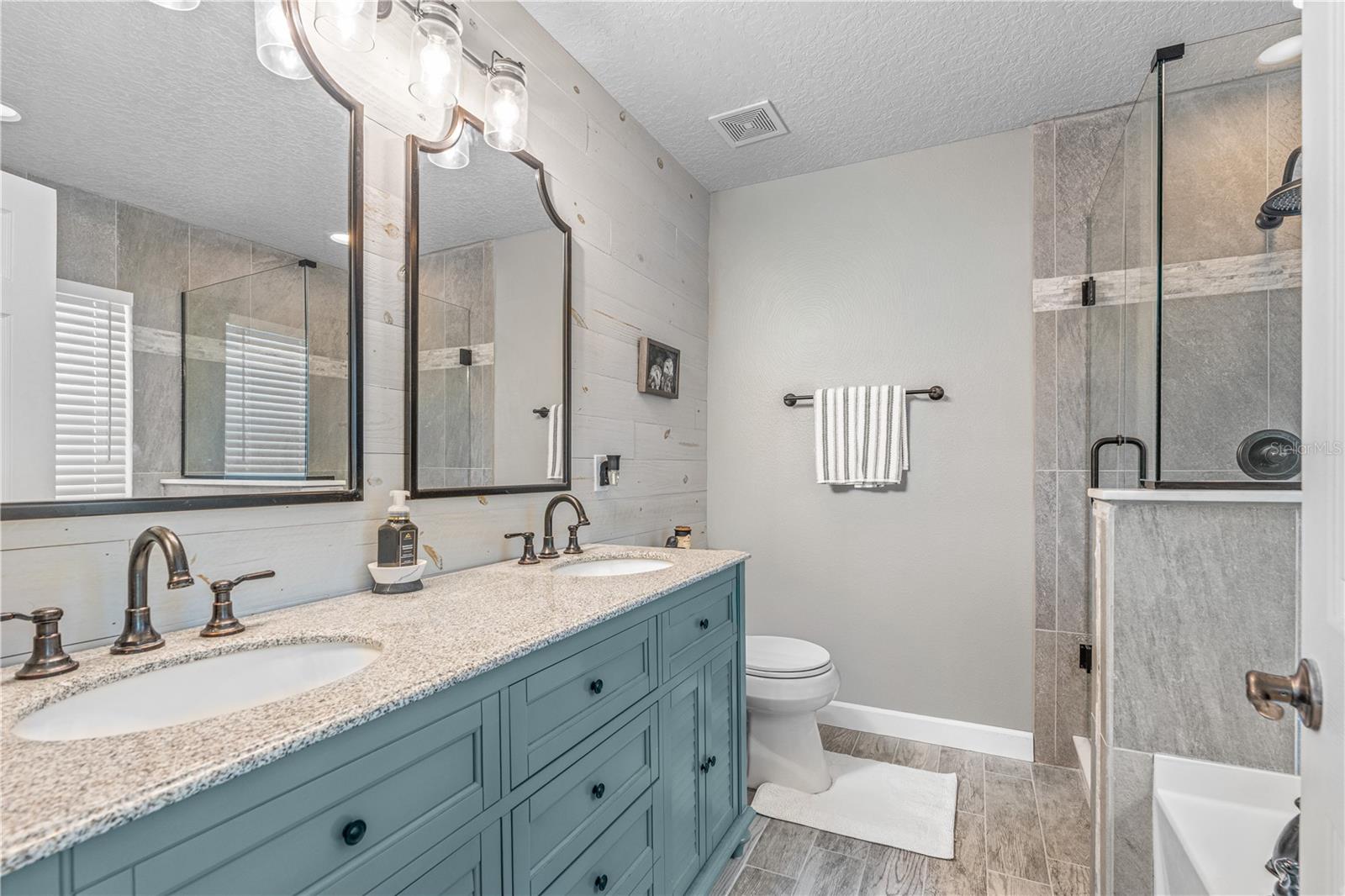 LANDINGS AT SUGAR MILL - Residential