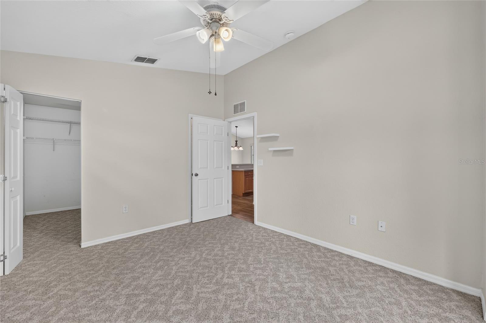 ETHANS GLEN - Residential