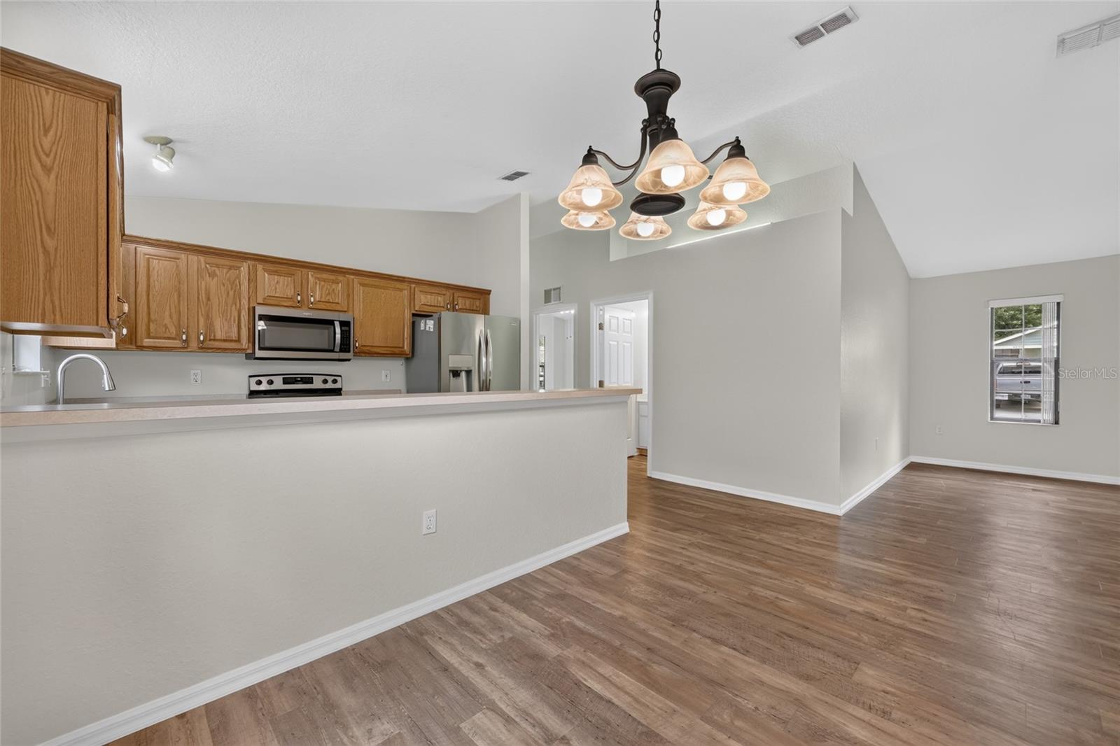 ETHANS GLEN - Residential