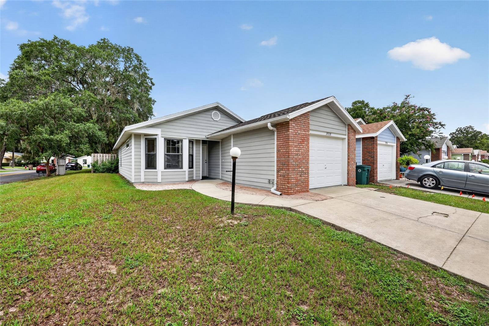 ETHANS GLEN - Residential