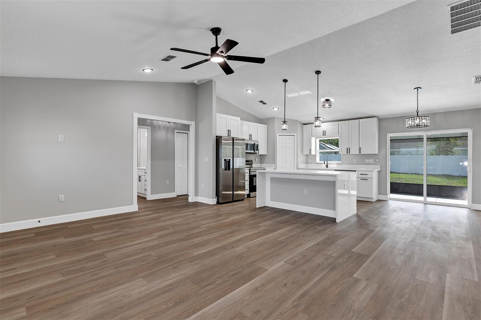 ROLLING RANCH ESTATES - Residential
