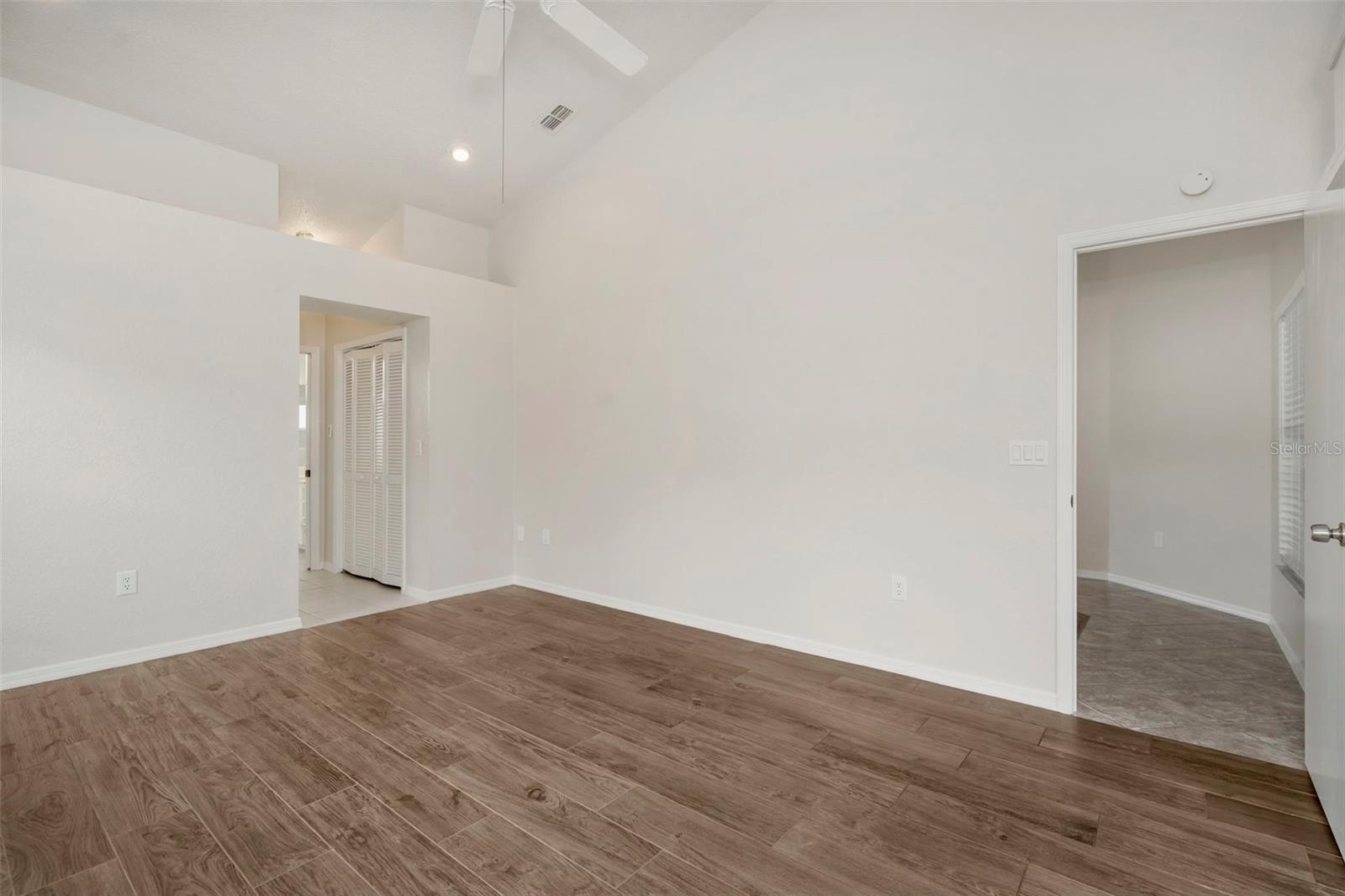 GLEN LAKES PHASE ONE - Residential
