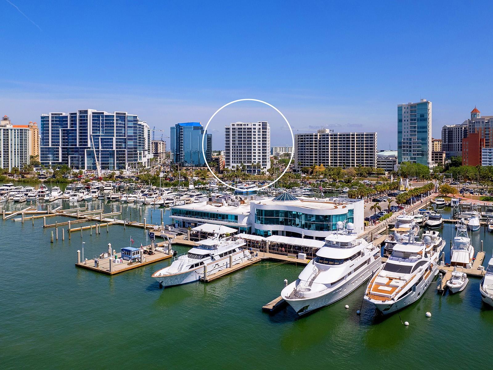 MARINA TOWER - Residential