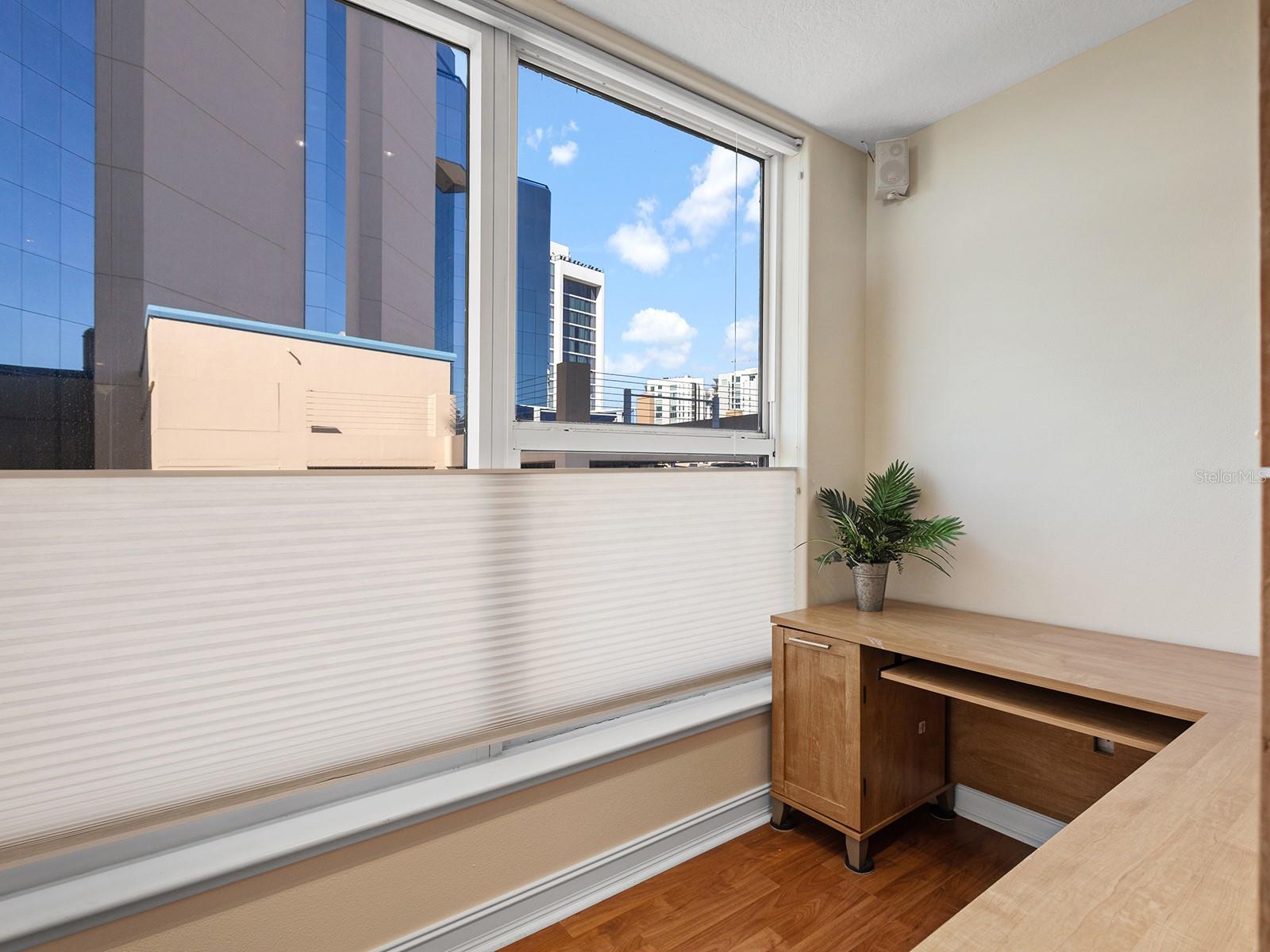 MARINA TOWER - Residential