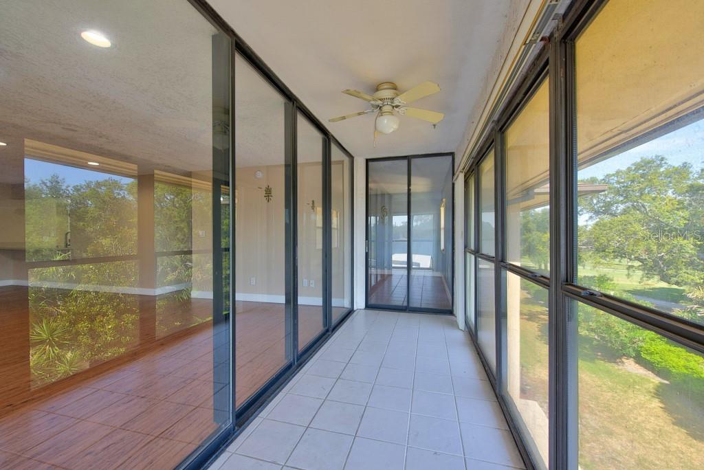 VILLAS DE GOLF CONDO - Residential
