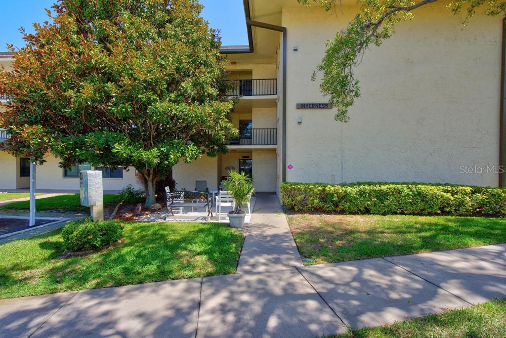 VILLAS DE GOLF CONDO - Residential
