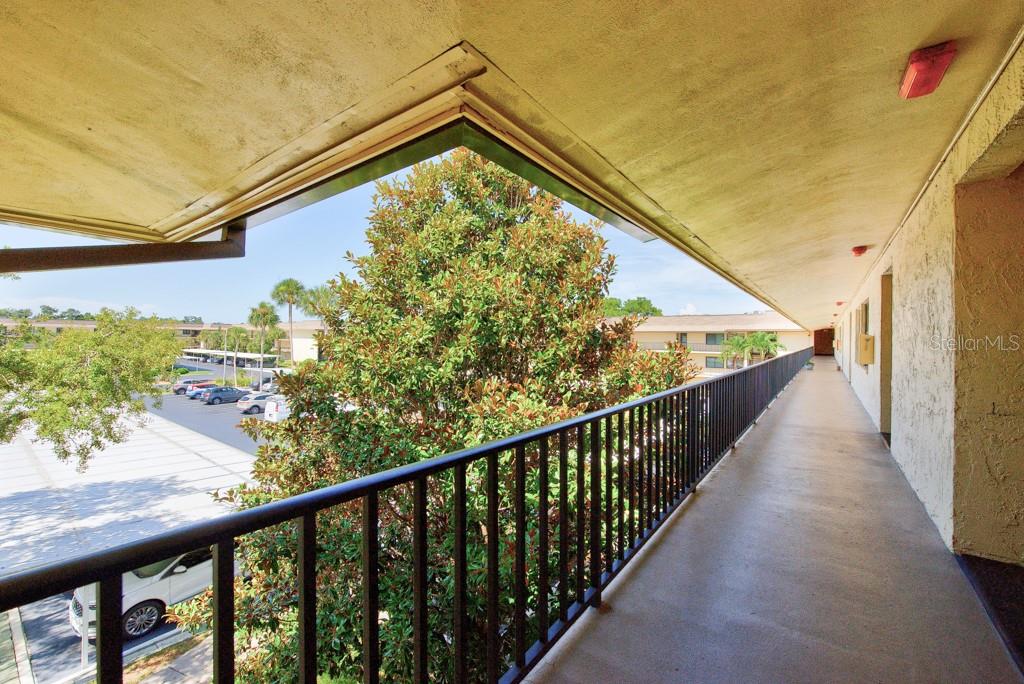 VILLAS DE GOLF CONDO - Residential
