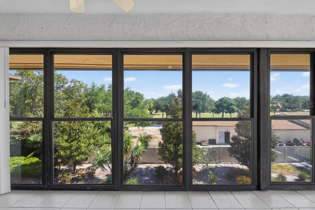 VILLAS DE GOLF CONDO - Residential