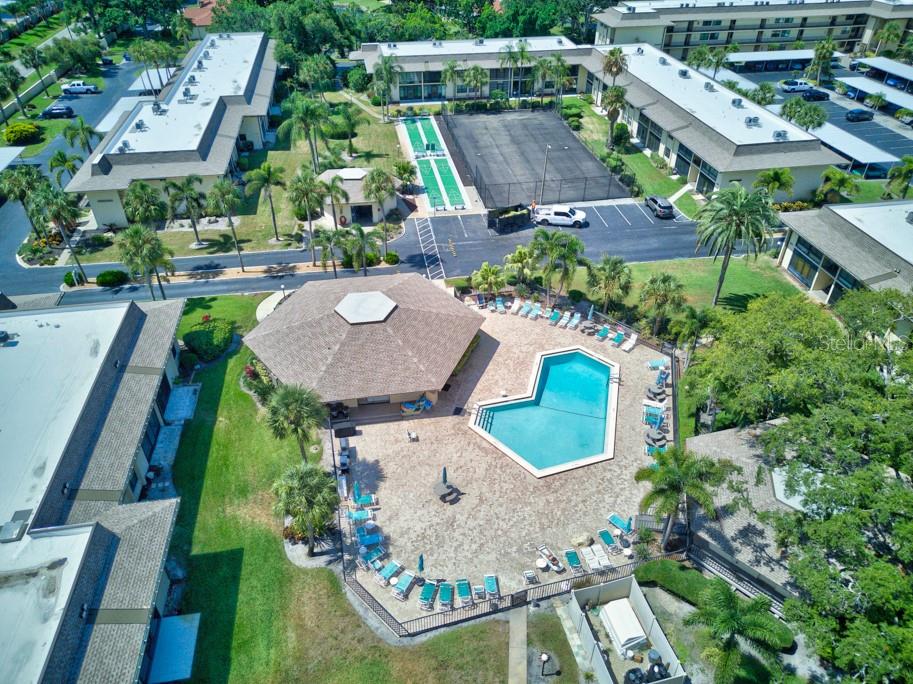 VILLAS DE GOLF CONDO - Residential