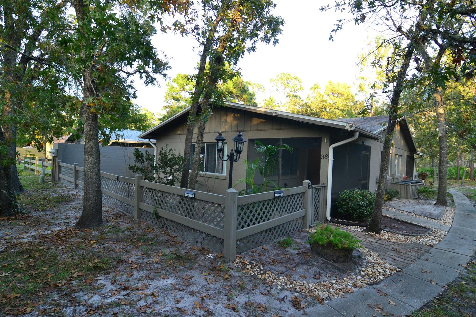 Nice 2 bedroom 1.5 baths in Summertrees- Port Orange FL 32128. This is a 55+ Community. Lots of upgrades await the new tenants. Newer kitchen with  upgraded appliances and cabinetry. Washer/Dryer. Internet and cable included . Shopping, highways, and restaurants are 5 minutes from your door. This charming centrally located community has walk paths, bike paths, and a community pool. One year lease,  Non Smoking, No Pets. Background check on all adults, $150 each. First, Last & 1 month damage deposit due at signing. Tenant pays water, electric and trash. Utilities must be transitioned within 48 hours of occupancy.