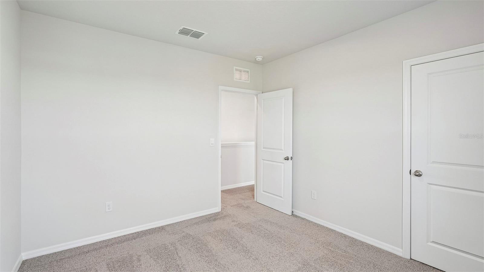 STAR FARMS AT LAKEWOOD RANCH - Residential