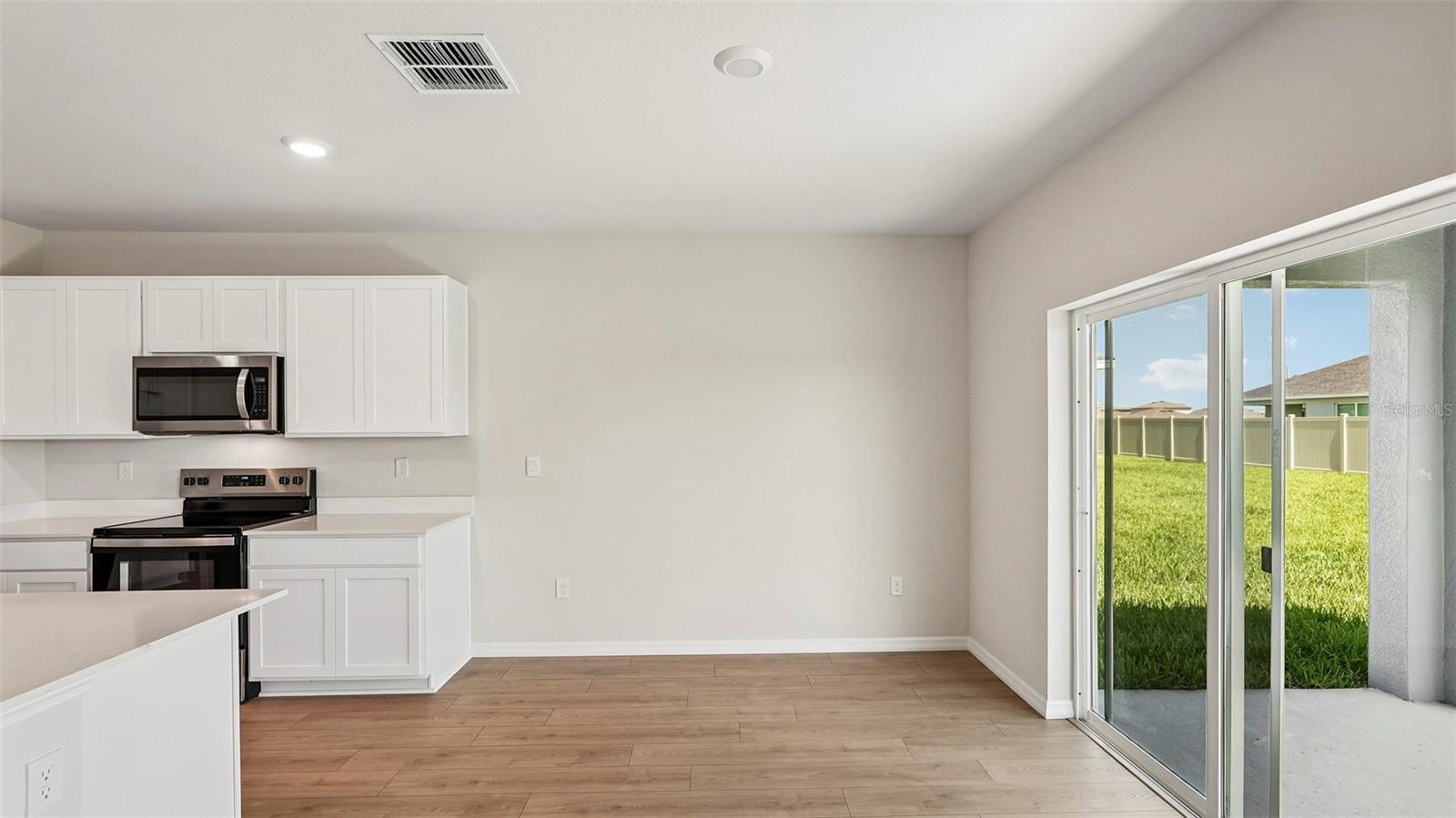 STAR FARMS AT LAKEWOOD RANCH - Residential