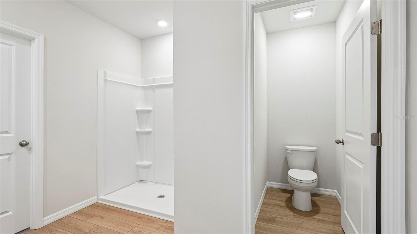 STAR FARMS AT LAKEWOOD RANCH - Residential