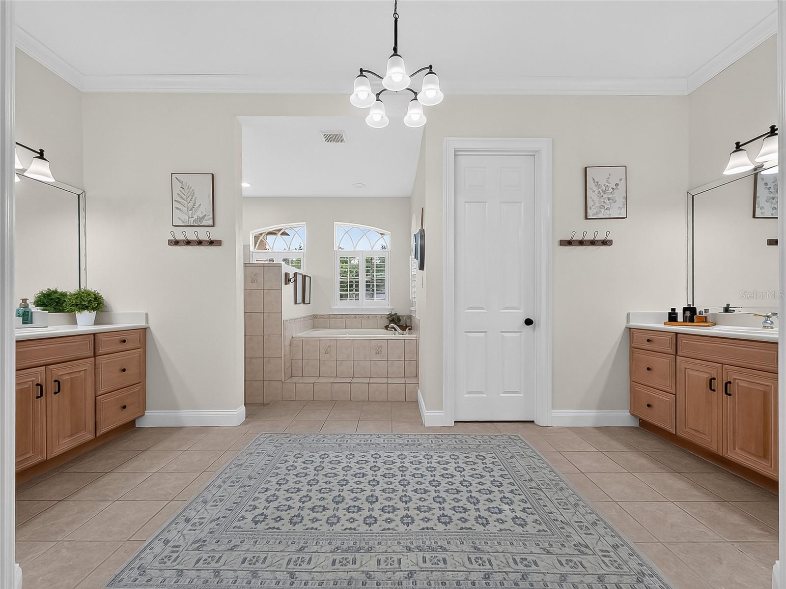 CEDAR COVE - Residential