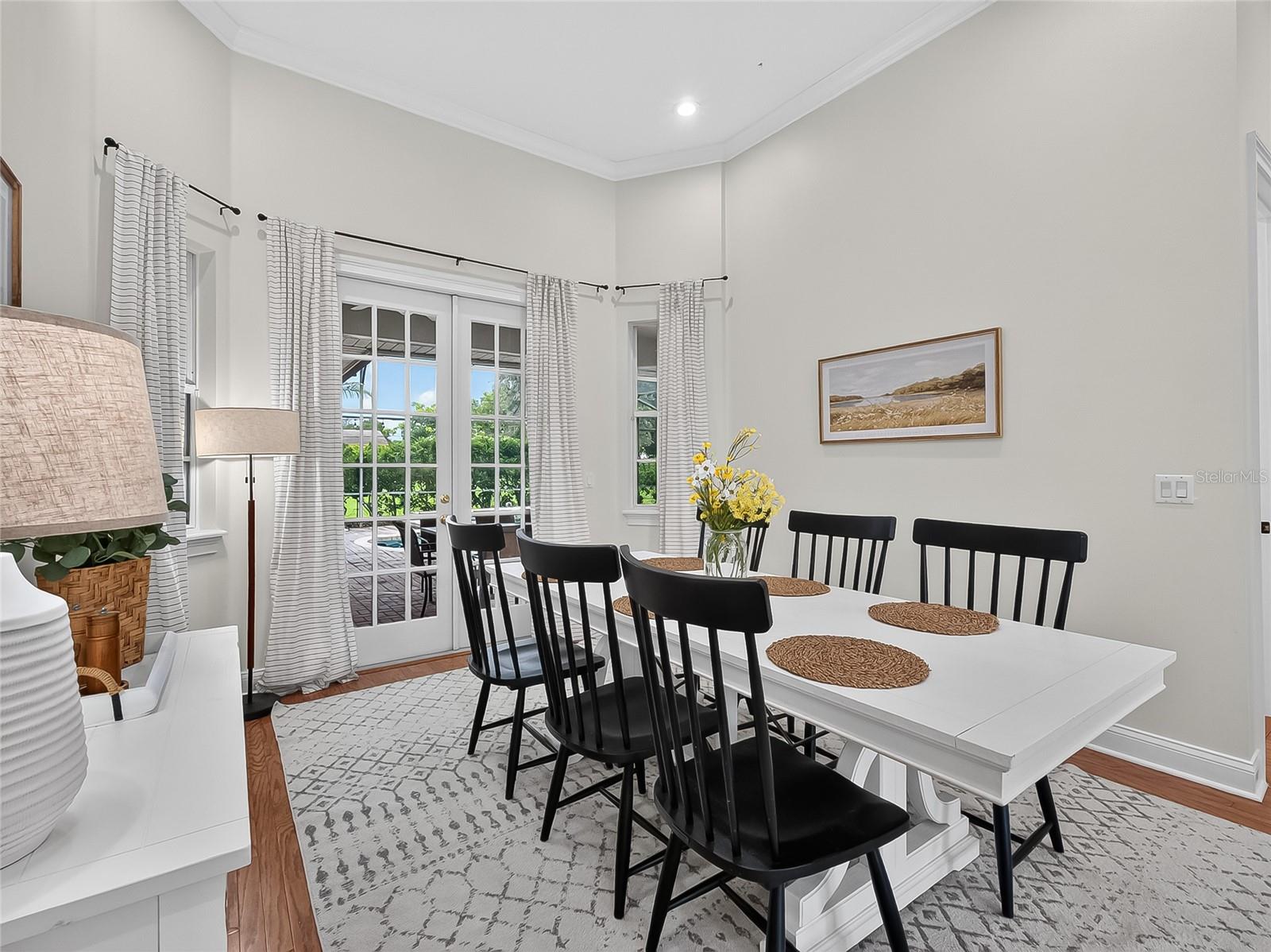 CEDAR COVE - Residential
