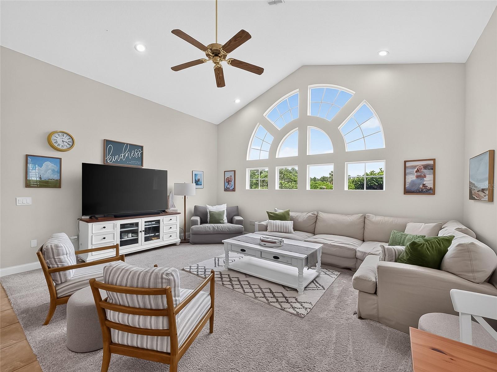 CEDAR COVE - Residential