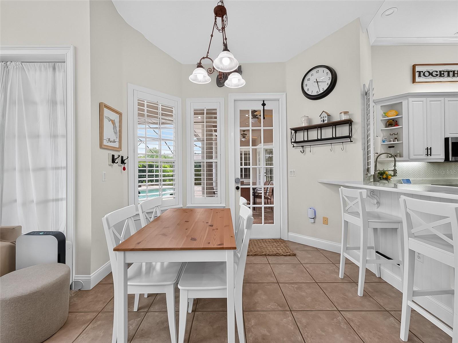 CEDAR COVE - Residential
