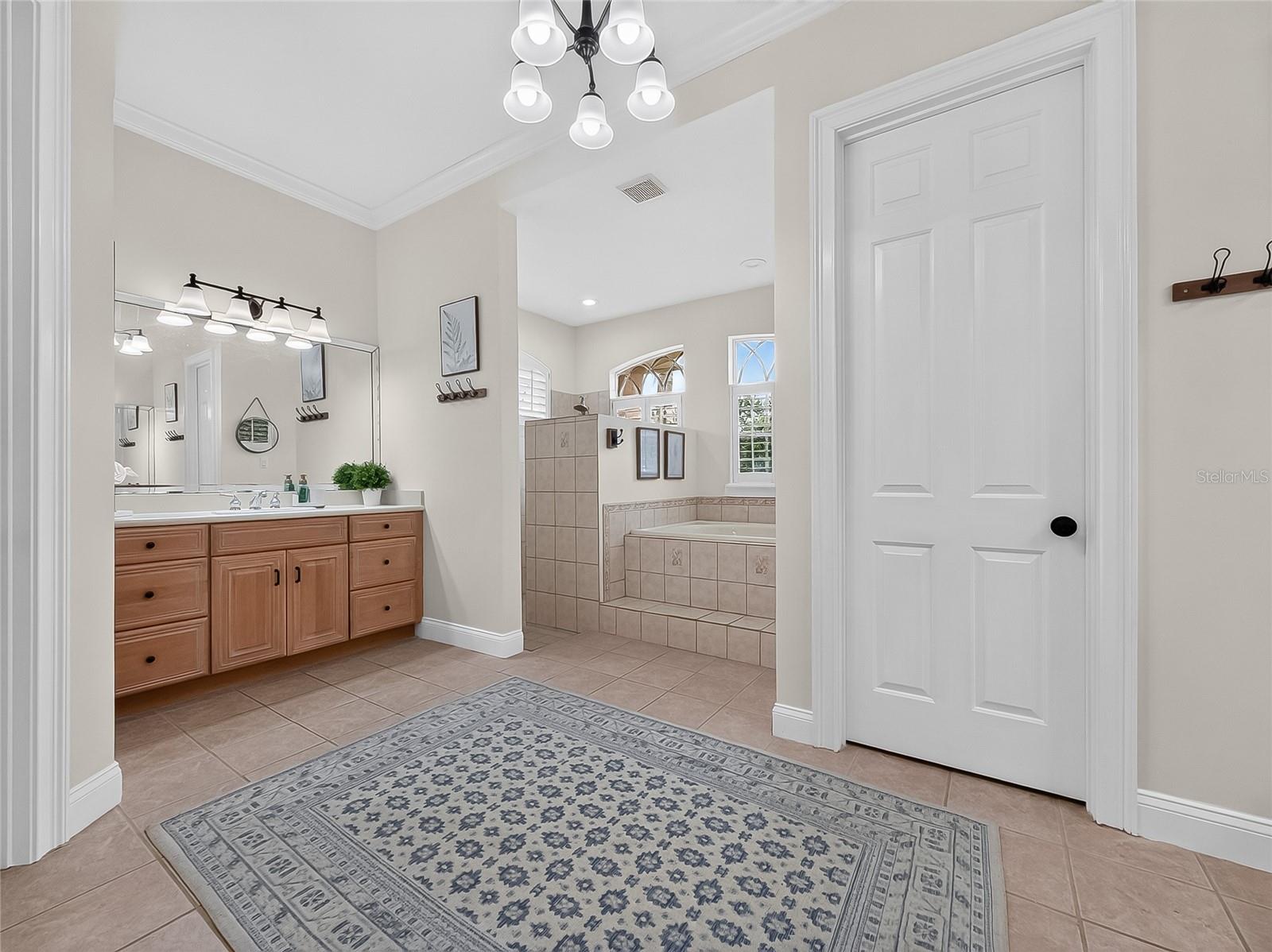CEDAR COVE - Residential