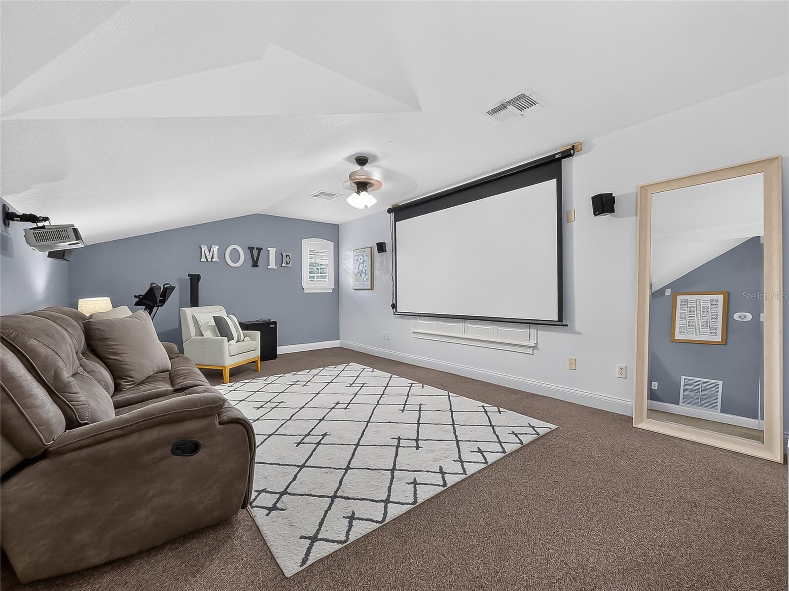 CEDAR COVE - Residential