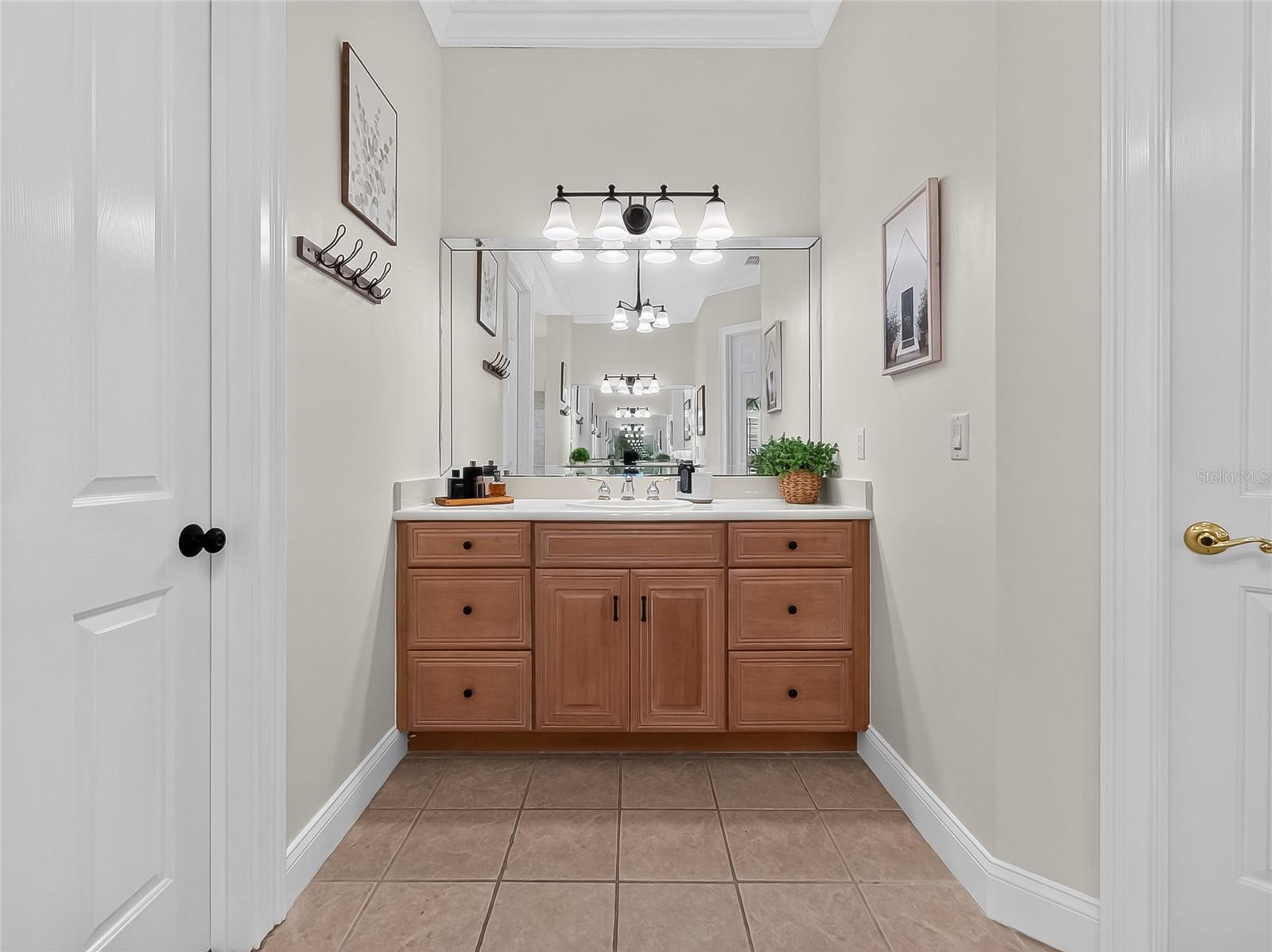 CEDAR COVE - Residential