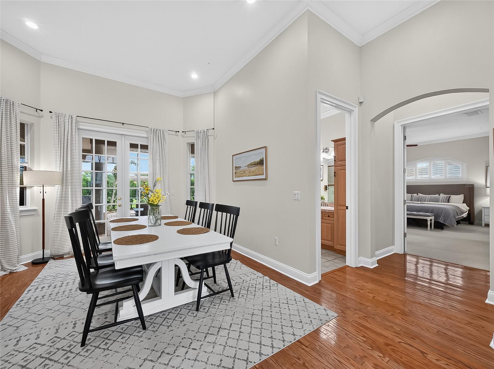 CEDAR COVE - Residential