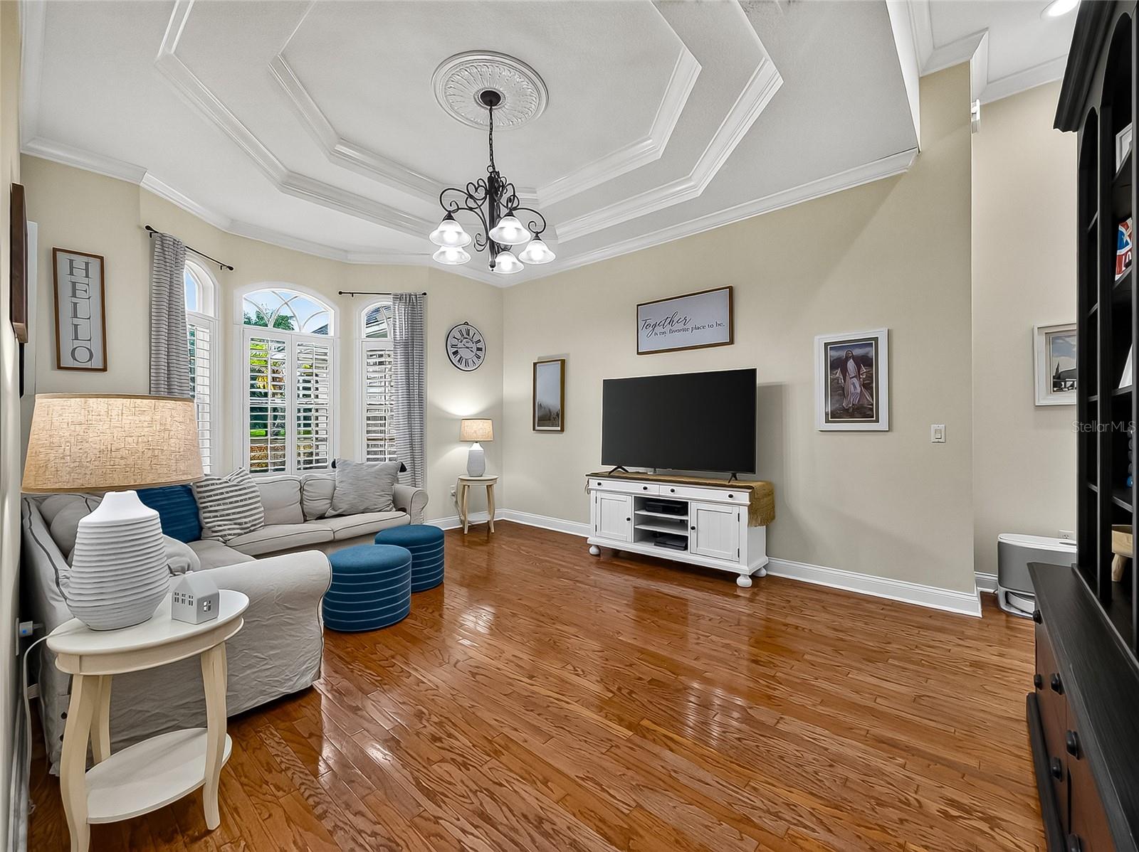 CEDAR COVE - Residential
