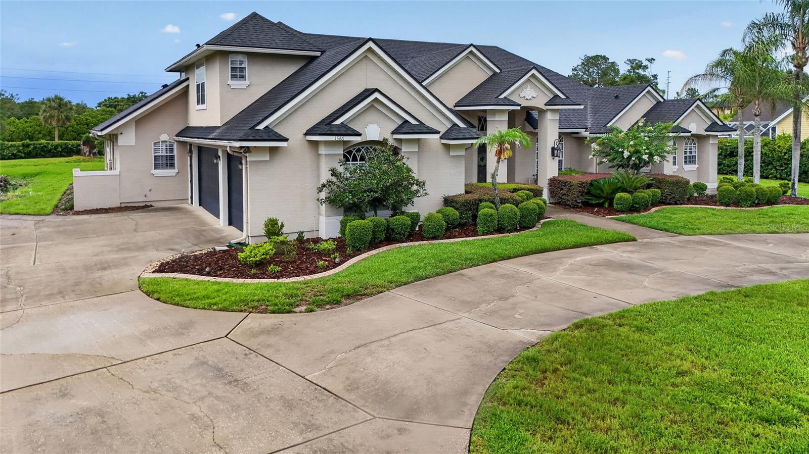 CEDAR COVE - Residential