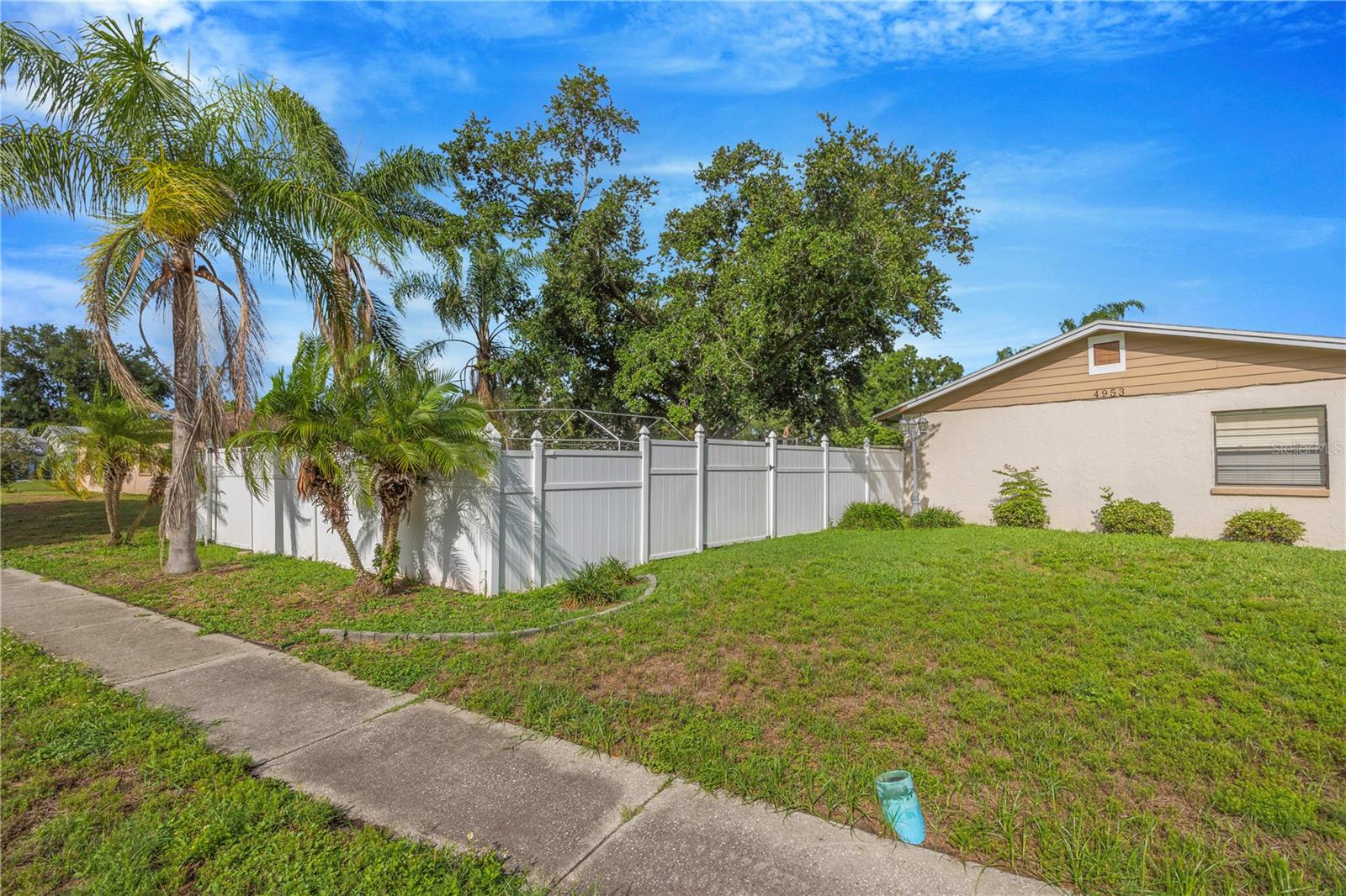 COUNTRY PLACE WEST UNIT III - Residential